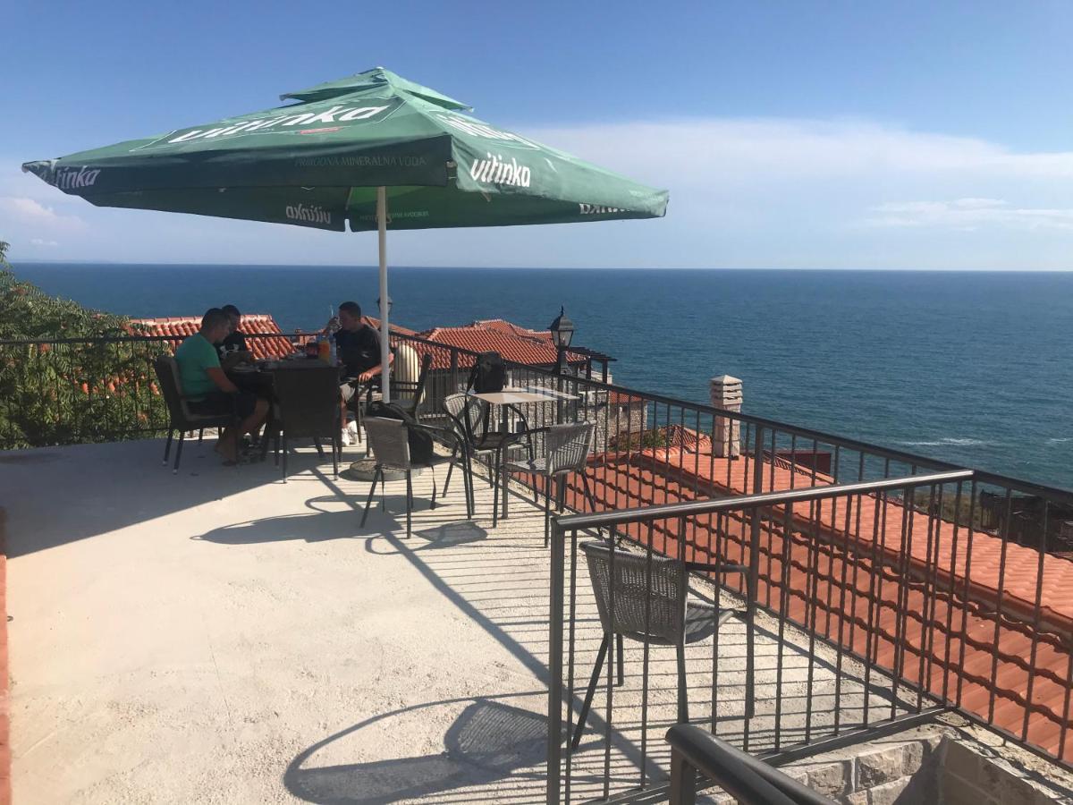 Apartments Gusar Ulcinj Exterior photo