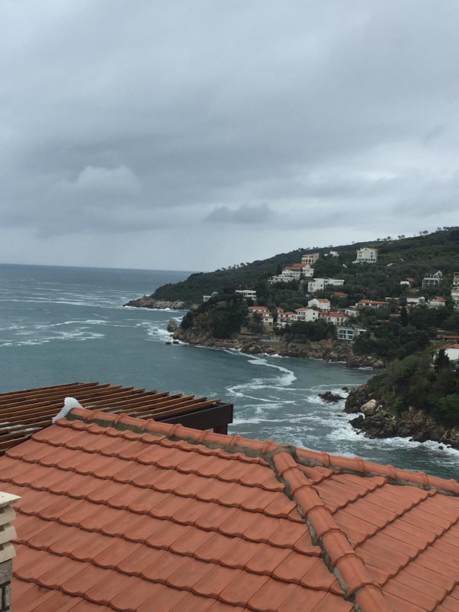 Apartments Gusar Ulcinj Exterior photo