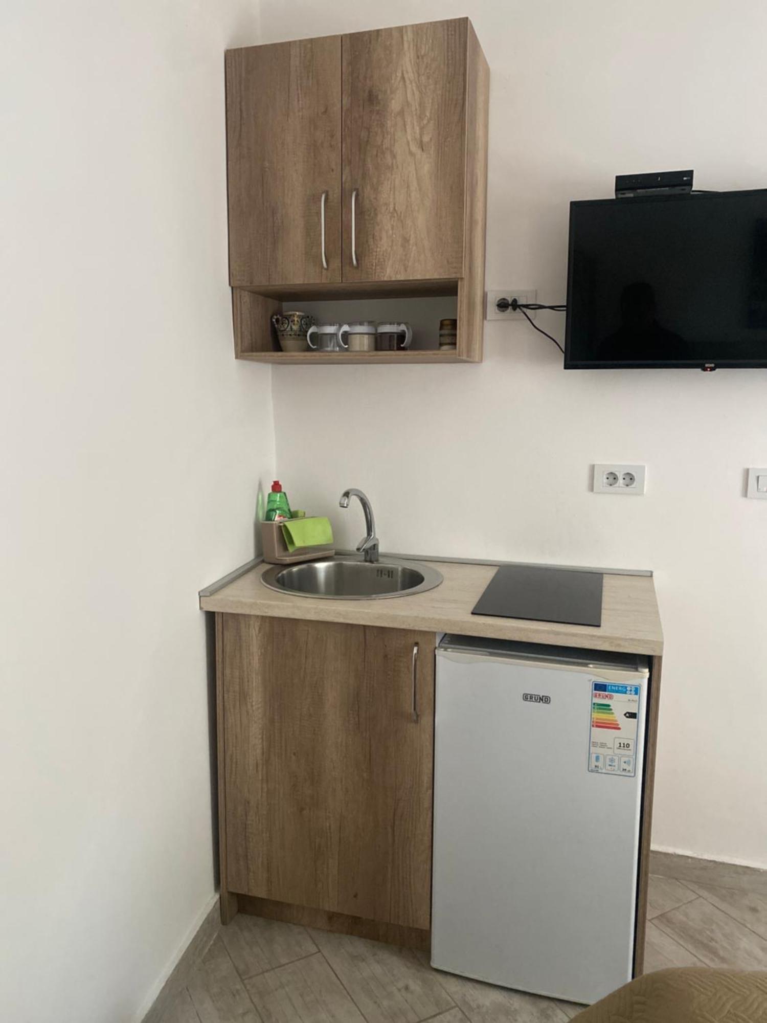 Apartments Gusar Ulcinj Exterior photo